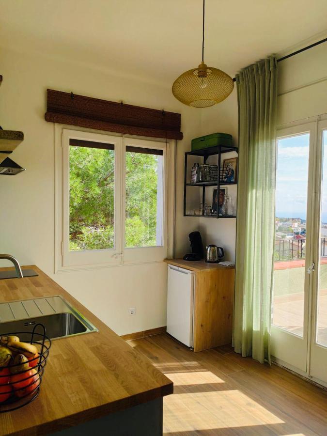 Cozy Place, Big Roof Terrace & Spectacular Views. كابرايلس المظهر الخارجي الصورة